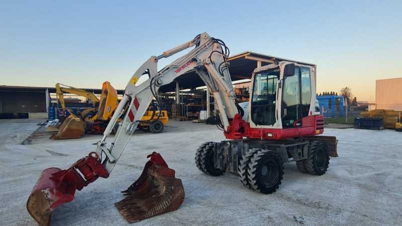 OmecoHub - TAKEUCHI TB295W